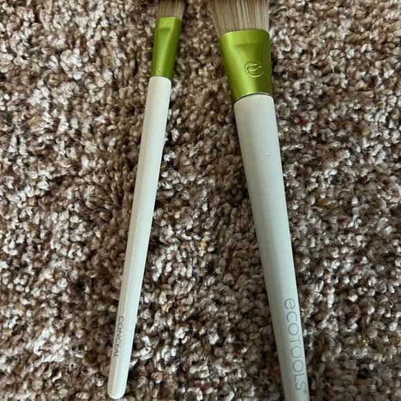 2 NWOT Eco Tools brushes - Picture 1 of 3
